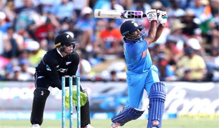 माउंट माउंगानुई वनडे :42 ओवर के बाद भारत का स्कोर 253/3