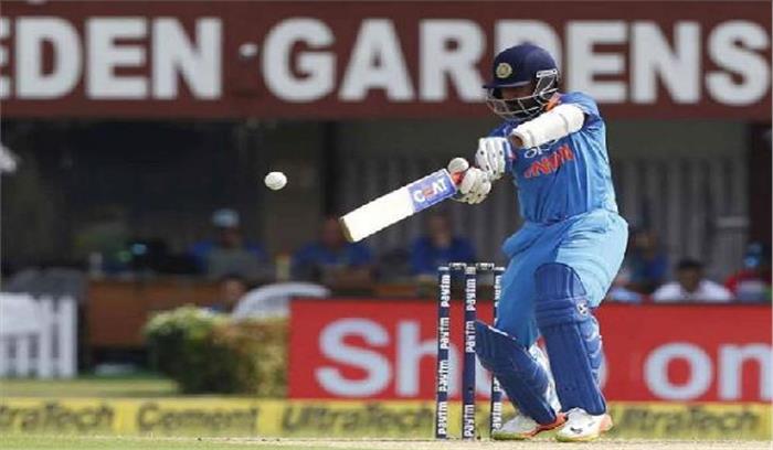 कोलकाता वनडे : भारत ने आस्ट्रेलिया के सामने रखा 253 रनों का लक्ष्य