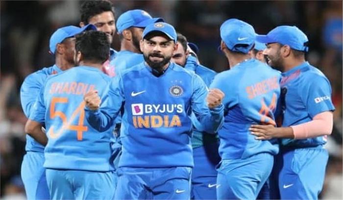 धीमी ओवर गति के कारण भारतीय टीम पर फिर लगा जुर्माना