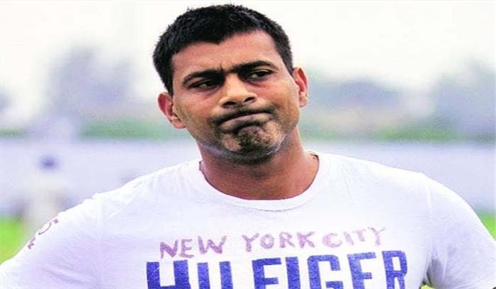 क्रिकेटर प्रवीण कुमार के ससुर की छत से गिरकर मौत क्रिकेटर प्रवीण कुमार के ससुर की छत से गिरकर मौत