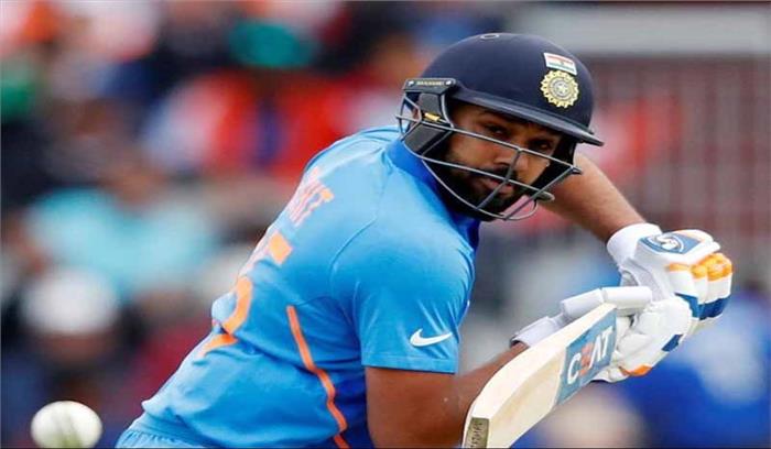 विश्व रिकॉर्ड  से 8 रन दूर रोहित शर्मा​​​​​​​