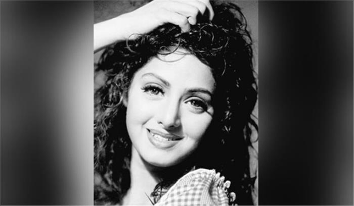 श्रीदेवी ने कहा दुनिया को अलविदा, शोक में डूबा बॉलीवुड