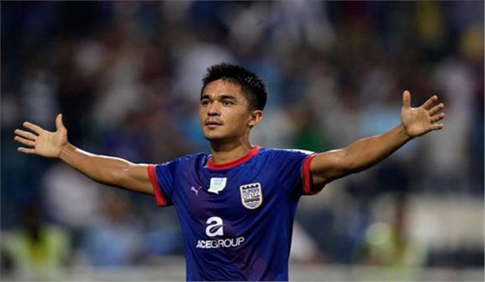 हमें विदेशी सरजमीं पर अधिक मैच खेलने का मौका मिले: सुनील छेत्री