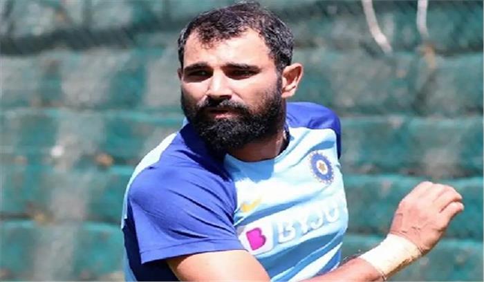 टीम के तेज गेंदबाज एक दूसरे की सफलता का आनंद लेते हैं: मोहम्मद शमी टीम के तेज गेंदबाज एक दूसरे की सफलता का आनंद लेते हैं: मोहम्मद शमी