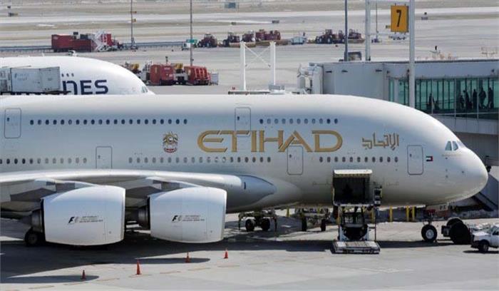 इंडोनेशियाई महिला ने एतिहाद एयरवेज की उड़ान में बच्चे को दिया जन्म