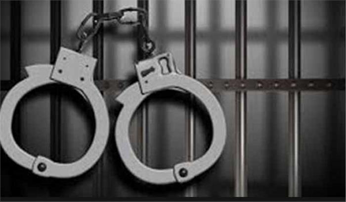 मप्र : इंदौर में 3 करोड़ की मूर्तियों के साथ 10 तस्कर गिरफ्तार