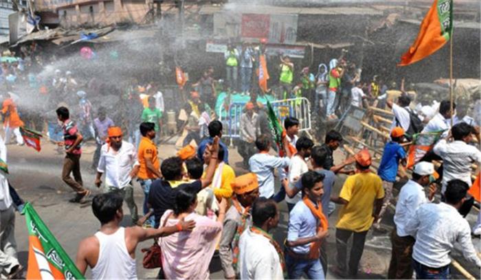 इंदौर में भाजपा कार्यकर्ता आपस में भिड़े, जमकर चले लात-घूंसे