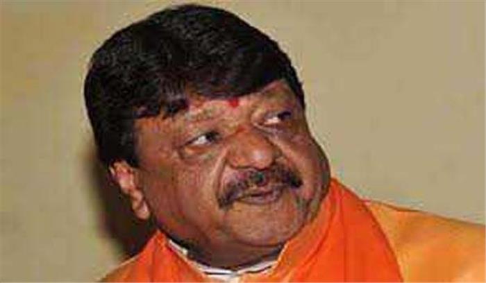 कांग्रेस ने भोपाल में दिग्विजय को फसा दिया है: कैलाश