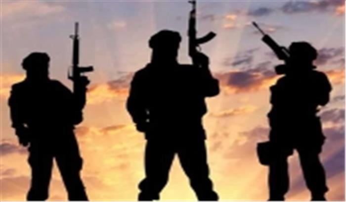 इंदौर में मुठभेड़, 3 बदमाश और 5 पुलिस वाले घायल