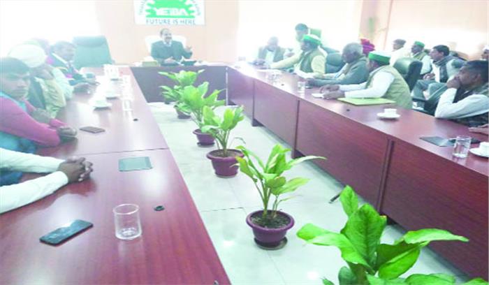 भाकियू की ज्यादातर मांगों पर सीईओ ने जल्द समाधान का दिया आश्वासन