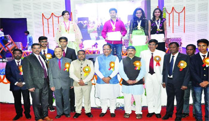 सिम्स के डाक्टरों ने किया प्रदेश का नाम देश में रोशन:अग्रवाल