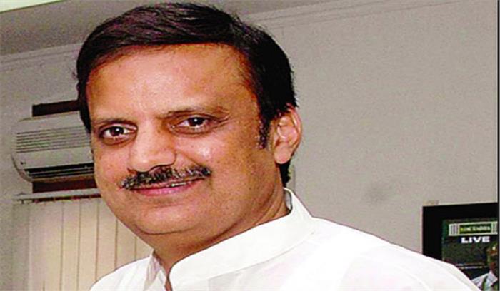 मध्यप्रदेश के उद्योग मंत्री ने दी फ्लांइग ऑफिसर अवनी चतुर्वेदी को बधाई