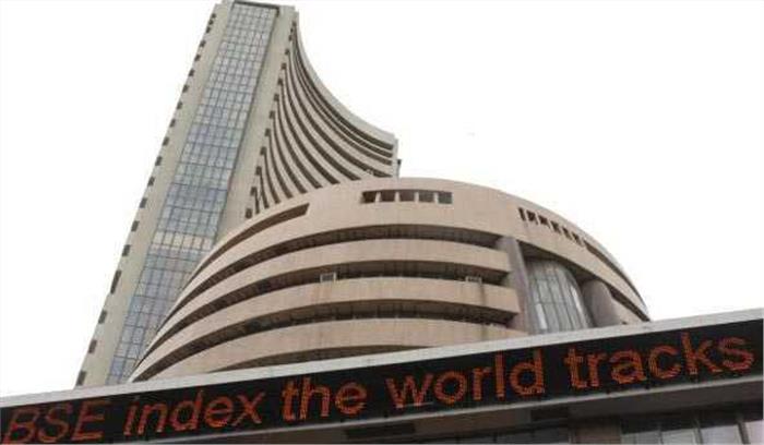 इंफोसिस के शेयर में गिरावट