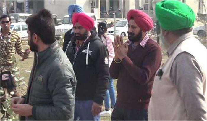 फरीदकोट : पूर्व एसएचओ गुरमीत सिंह ने छात्रों  से मांगी माफी