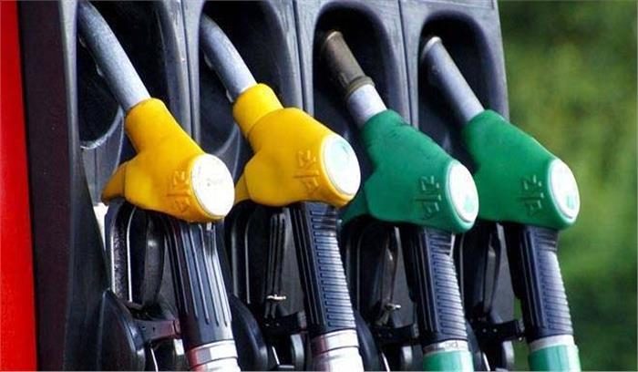 छह दिन बाद फिर घटा पेट्रोल का दाम, डीजल में भी राहत