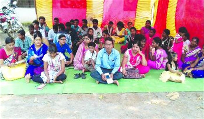 पंचायत प्रेरकों ने किया साक्षरता सप्ताह का बहिष्कार