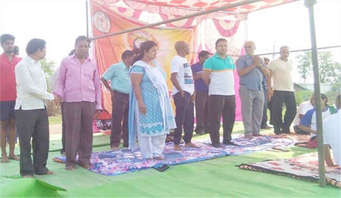 मोदी के योग संदेश से हुआ योग का शुभारंभ