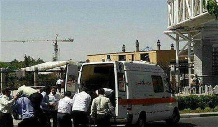 ईरान की संसद और खुमैनी के मकबरे पर हमला, 13 की मौत 