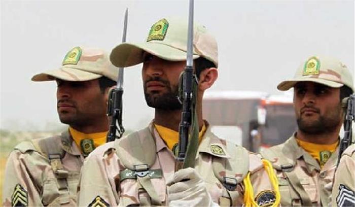 पाकिस्तान: सुन्नी आतंकवादियों के हमले में 10 ईरानी सैनिकों की मौत