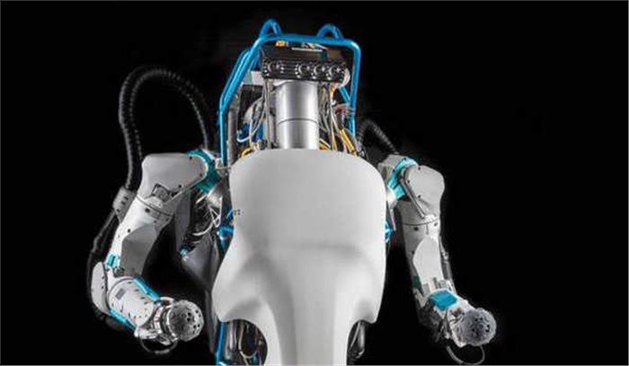 ईरान ने बनाया 100 भाषाएं बोलने वाला रोबोट