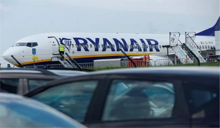 हान हवाईअड्डे पर विमान में ऑक्सीजन की कमी से इमरजेंसी लैंडिंग,33 अस्पताल में भर्ती हान हवाईअड्डे पर विमान में ऑक्सीजन की कमी से इमरजेंसी लैंडिंग,33 अस्पताल में भर्ती