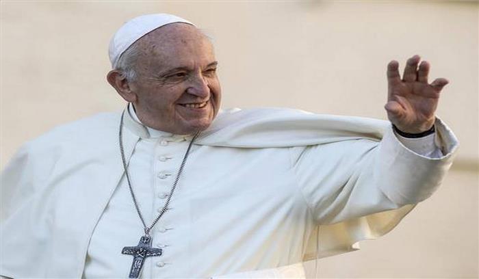 इटली फुटबॉल टीम ने पोप फ्रांसिस से मुलाकात की