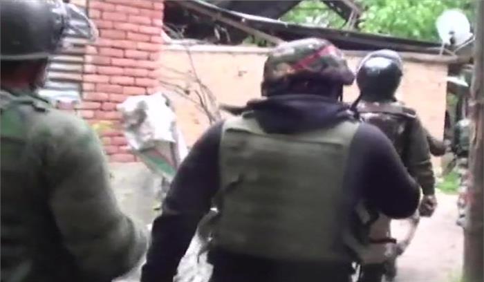 जम्मू-कश्मीर: शोपियां में आतंकवादियों और सुरक्षाबलों के बीच मुठभेड़, 2 जवान घायल