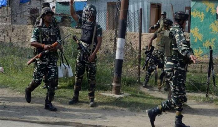 जम्मू - कश्मीर :गांदरबल में सुरक्षाकर्मियों और आतंकियों के बीच मुठभेड़ शुरू जम्मू - कश्मीर :गांदरबल में सुरक्षाकर्मियों और आतंकियों के बीच मुठभेड़ शुरू