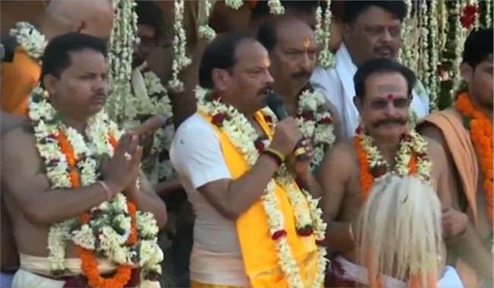 जगन्नाथ रथ यात्रा में शामिल हुए रघुवर दास