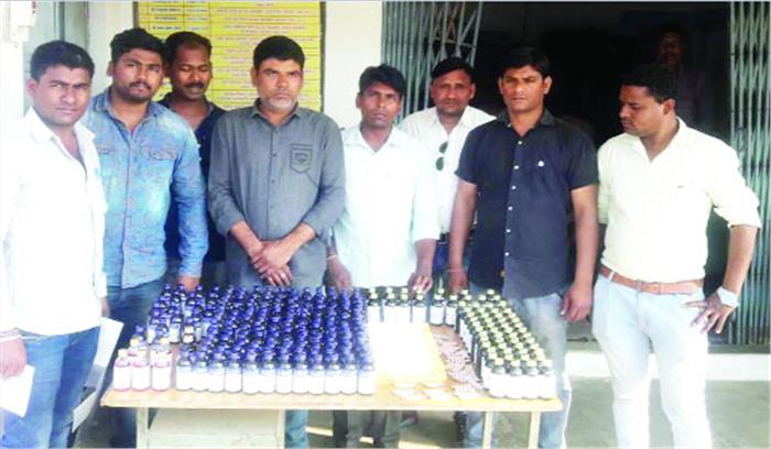 मेडिकल स्टोर्स से नशीली दवाएं जब्त मेडिकल स्टोर्स से नशीली दवाएं जब्त