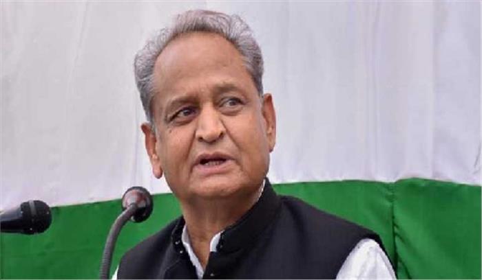 विपक्षी सरकारों को गिराने की कोशिश कर रही भाजपा: गहलोत