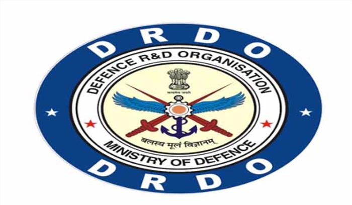 डीआरडीओ एक्ज़िबिटर ऑफ़ द ईयर से सम्मानित डीआरडीओ एक्ज़िबिटर ऑफ़ द ईयर से सम्मानित