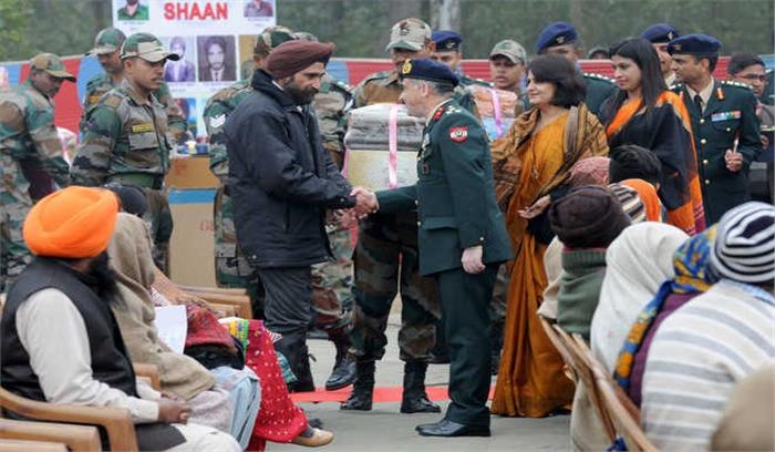 जालंधर : भारतीय सेना ने आयोजित किया वीर नारी बैठक