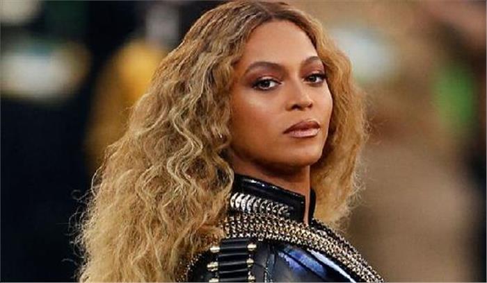  बियॉन्से नोल्स जेम्स बॉन्ड फिल्म में थीम सॉन्ग गा सकती हैं