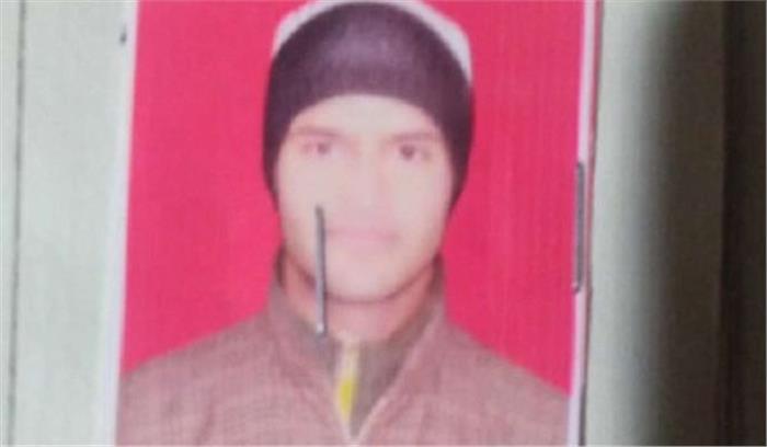 जम्मू-कश्मीर :हथियार लेकर फरार एसपीओ पर दो लाख का ईनाम