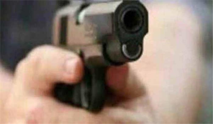 जम्मू- कश्मीर:  दुर्घटनावश गोली चलने से 2 पुलिसकर्मी घायल