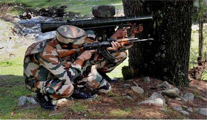 जम्मू-कश्मीर :  सेना और आतंकियों के बीच मुठभेड़ जारी, दो जवान घायल