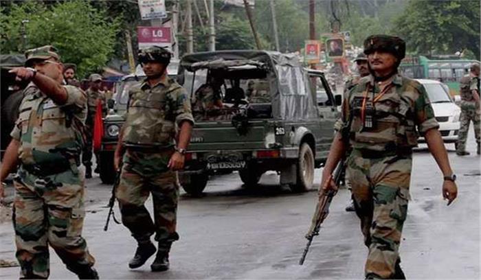 जम्मू-कश्मीर मुठभेड़: सुरक्षाबलों ने तीन आतंकवादियों को किया ढेर