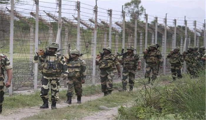 जम्मू-कश्मीर के पुंछ में एलओसी पर आई ई डी ब्लास्ट में एक जवान शहीद, 8 जख्मी