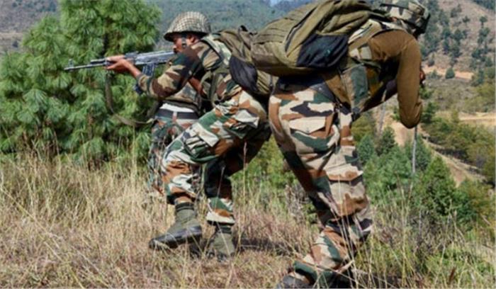 जम्मू -कश्मीर के 2 जिलों में सुरक्षा बलों और आतंकियों के बीच मुठभेड़  