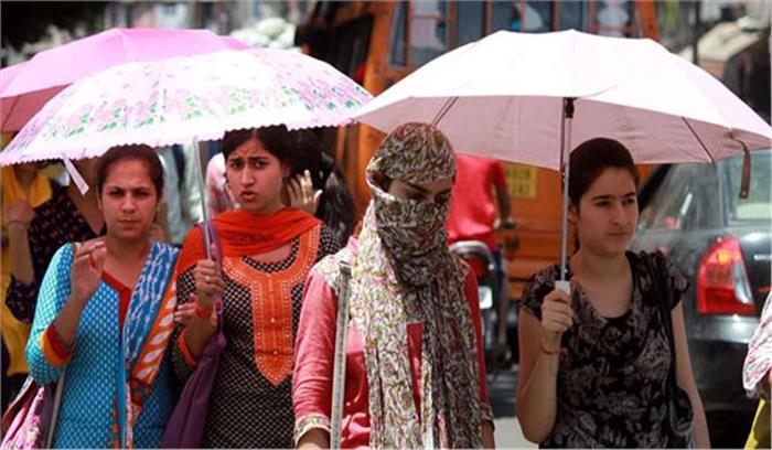 जम्मू में फिर बढ़ी गर्मी पारा 40 डिग्री पर पहुंचा जम्मू में फिर बढ़ी गर्मी पारा 40 डिग्री पर पहुंचा