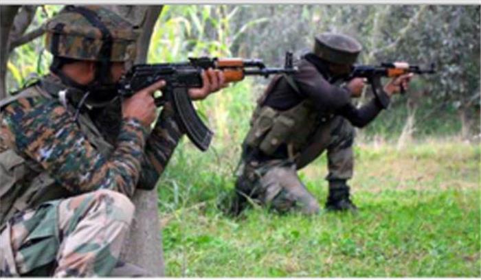 जम्मू कश्मीर: सुरक्षा बलों और आंतकवादियों के बीच मुठभेड़ जम्मू कश्मीर: सुरक्षा बलों और आंतकवादियों के बीच मुठभेड़