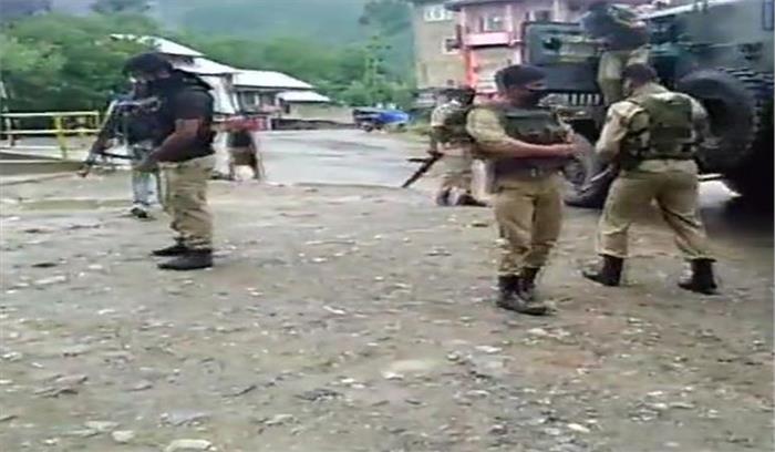  जम्मू कश्मीर के शोपियां से अगवा तीन एसपीओ की आतंकवादियों ने की हत्या