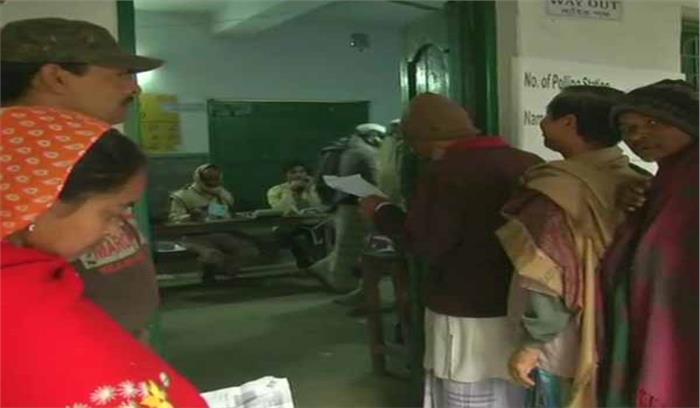 बंगाल उपचुनाव में पहले 4 घंटों में 30 फीसदी से ज्यादा मतदान