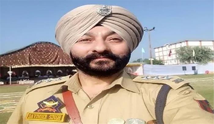 जम्मू-कश्मीर के गिरफ्तार पुलिस अधिकारी पर गृह मंत्रालय को प्रारंभिक पूछताछ रिपोर्ट मिली