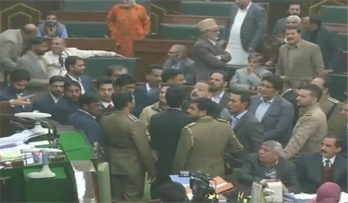 जम्मू- कश्मीर विधानसभा में महबूबा की टिप्पणी हटाने पर हंगामा