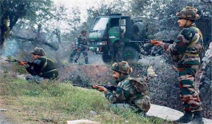 नियंत्रण रेखा पर भारत व पाकिस्तान सेना के बीच भारी गोलीबारी नियंत्रण रेखा पर भारत व पाकिस्तान सेना के बीच भारी गोलीबारी