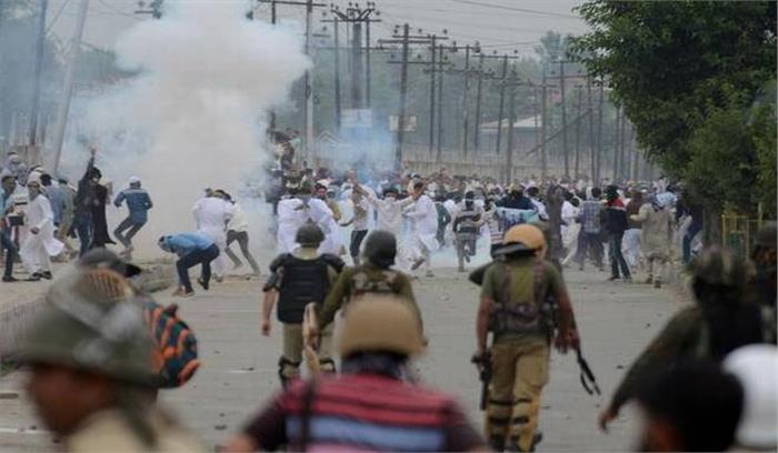  जम्मू -कश्मीर : ईद की नमाज के बाद झड़प में एक युवक की मौत