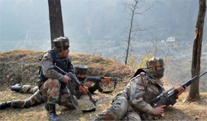 जम्मू- कश्मीर : संदिग्ध गतिविधियों के मद्देनजर बीएसएफ जवानों ने गोलीबारी की जम्मू- कश्मीर : संदिग्ध गतिविधियों के मद्देनजर बीएसएफ जवानों ने गोलीबारी की