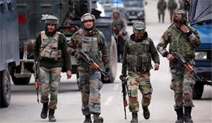 कश्मीर घाटी में सीआरपीएफ ने लोगों के लिए टेलीफोन बूथ बनाए